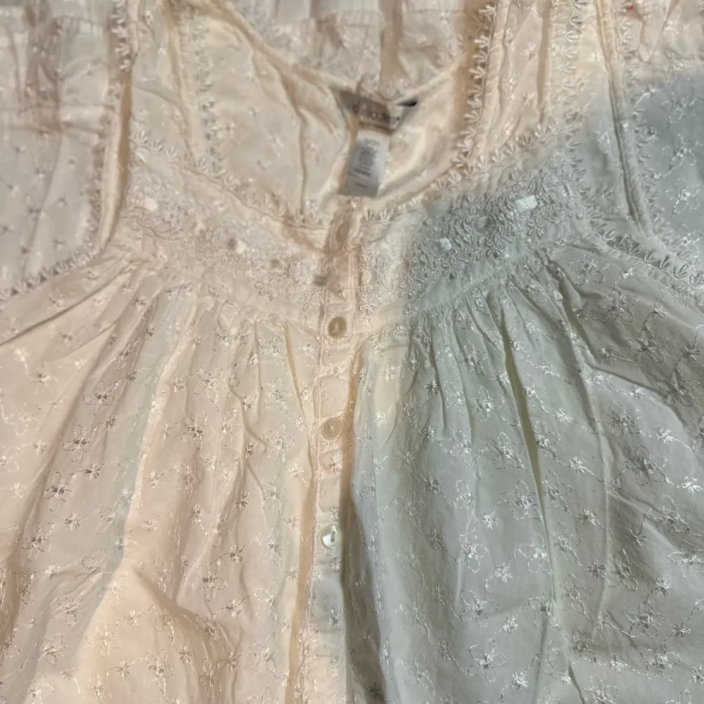 Delicates Ivory Lace Buttoned Chemise - Image 9