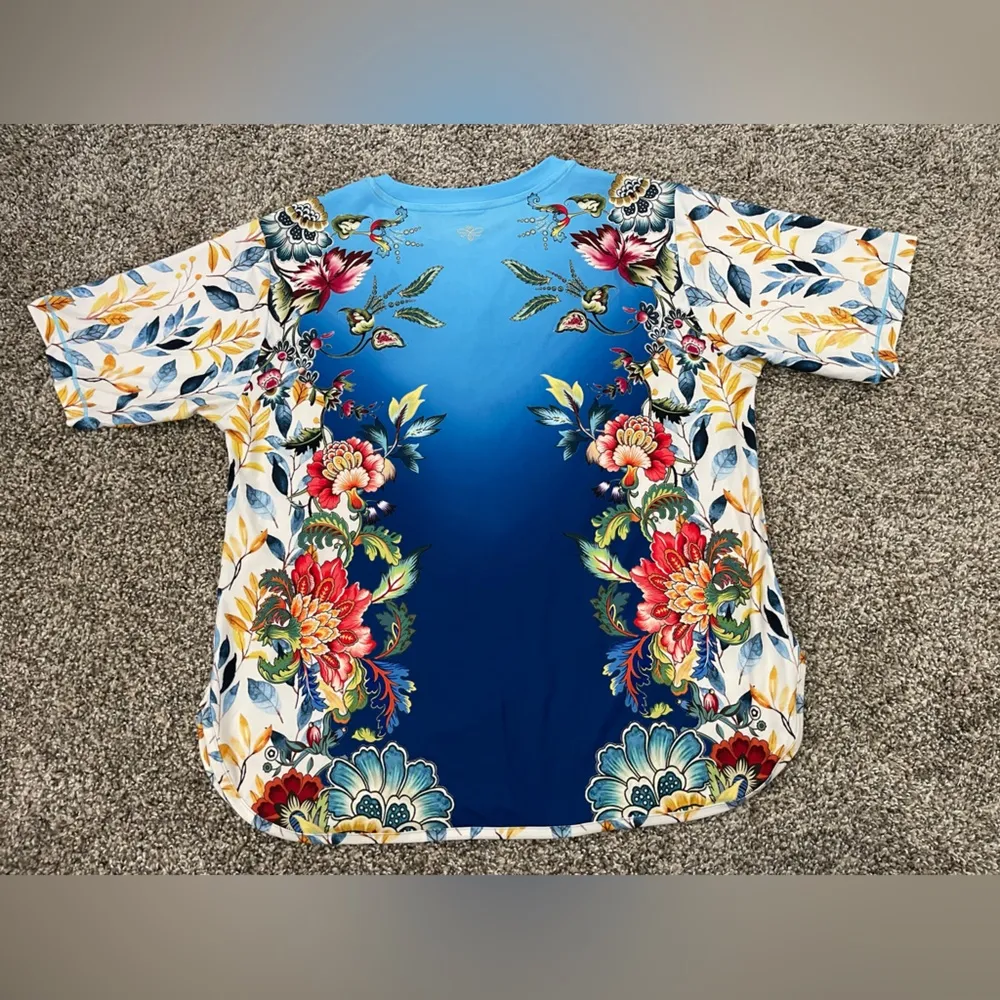Women’s Johnny Was Bee Active Oversized Crop Floral T-Shirt Size XS - Image 5
