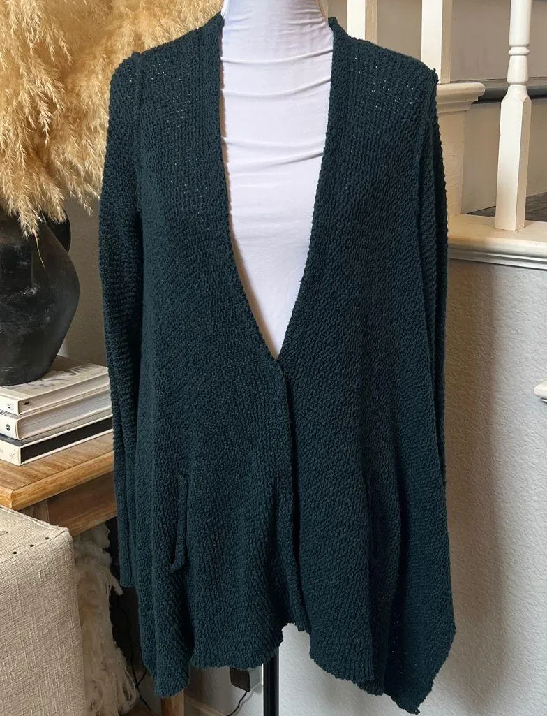 Free People Red Handkerchief Hem Longline Cardigan Green Sweater Size Small - Image 2