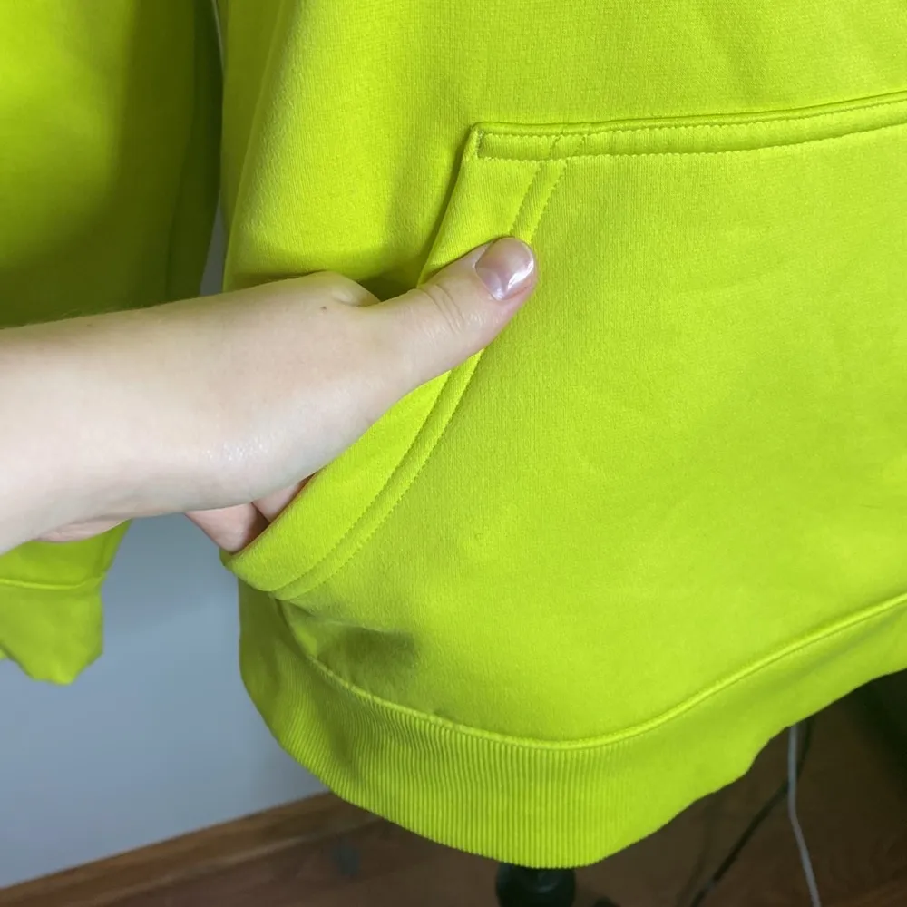 Under Armour Storm semifitted fleece lined hoodie with quilted textured logo S - Image 9