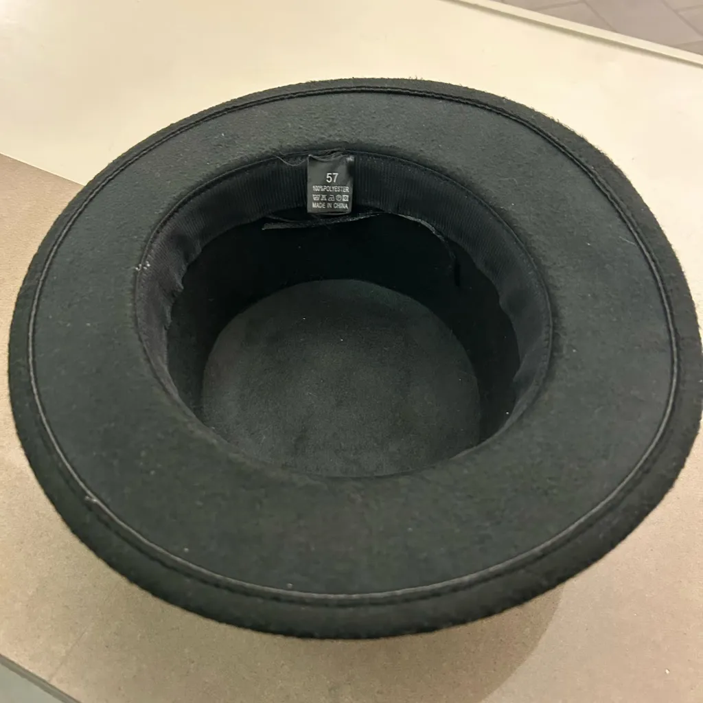 Hat Elegant Black and White Women's Hat with Bow - Image 2