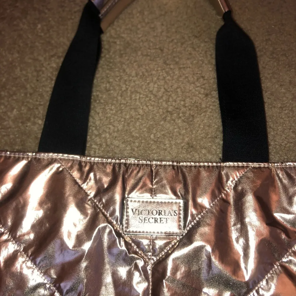 Victoria’s Secret gold shiny quilted bag - Image 2