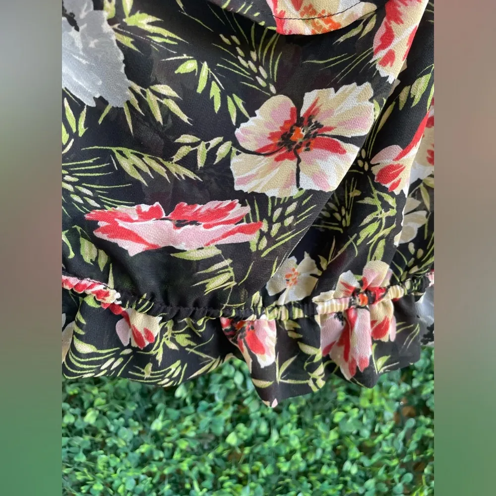 COPY - Tularosa - Elinor One Shoulder Top in Cicely Floral - Women’s size Small - Image 7