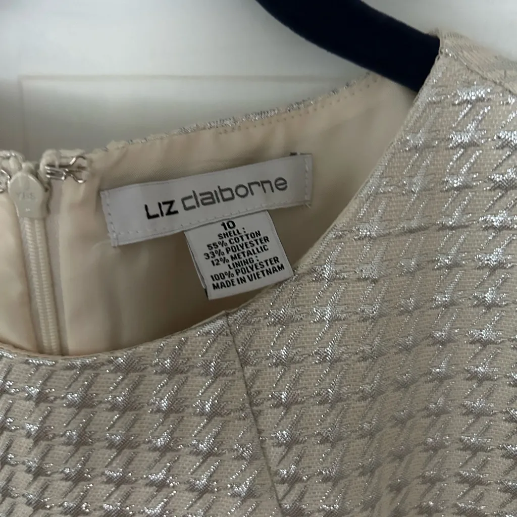 NWT Liz Claiborne size 10 belted sheath dress. - Image 7