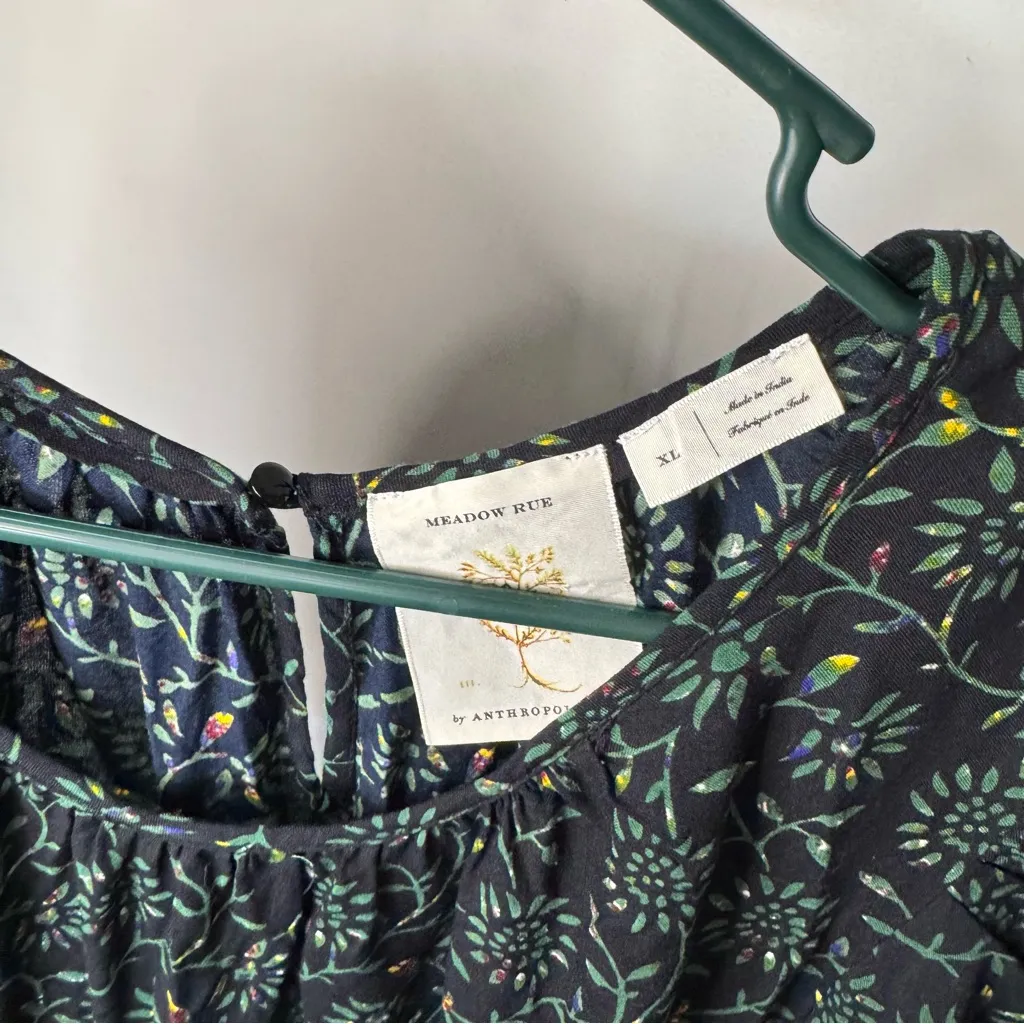 Anthropologie Meadow Rue Black Leaf Garden Floral Blouse Top Puff Sleeve - Image 4
