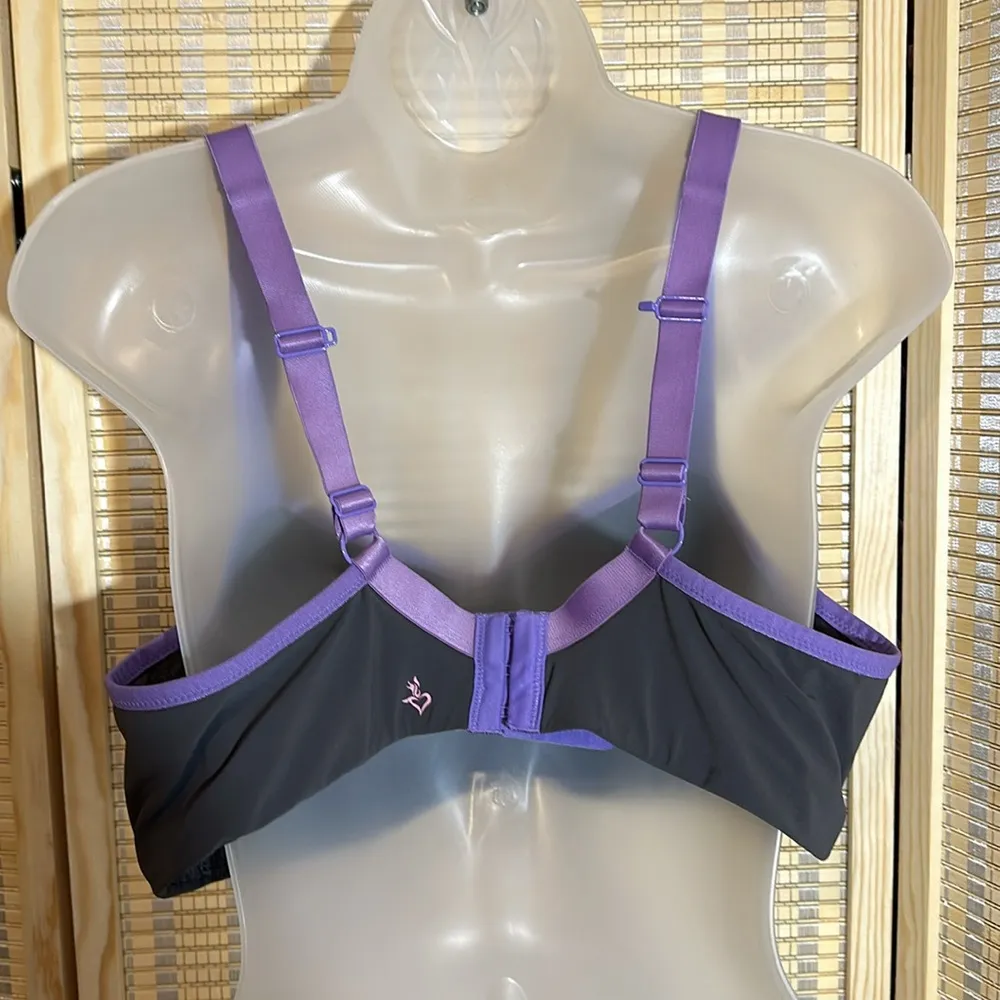 Torrid Active Gray and Purple Molded Underwire Cups Racerback Sports Bra 40B - Image 11