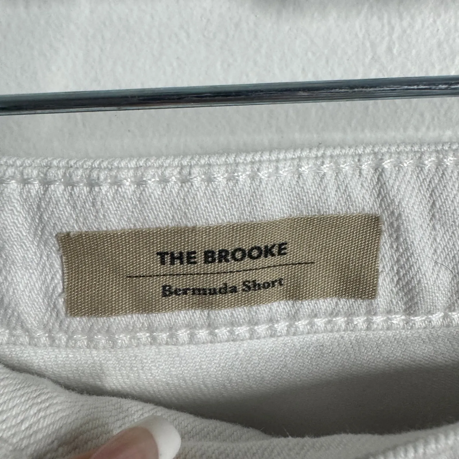 Adriano Goldschmied The Brooke Bermuda Short Women 29 White Denim Modest Preppy - Image 5
