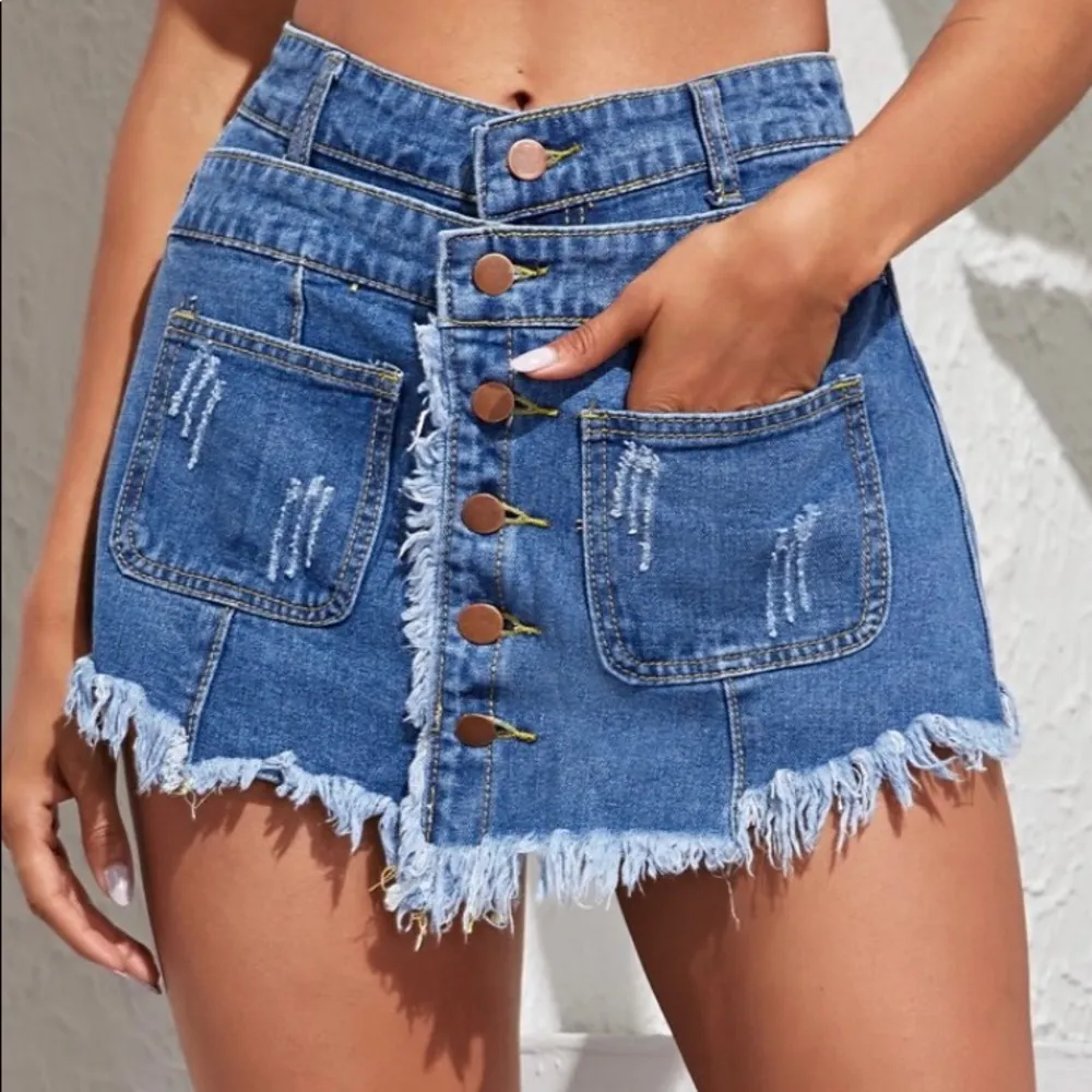 Distressed Frayed Denim Skorts in small - Image 8
