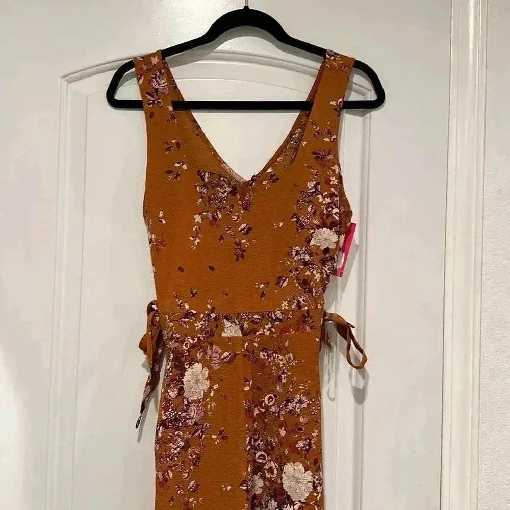 4/$25 NWT Xhilaration Floral Square Neck Sleeveless Tie Front Cropped Jumpsuit S - Image 3