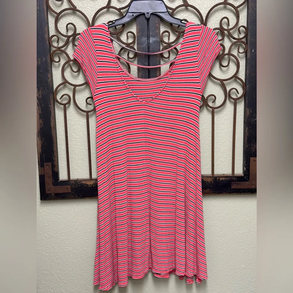 American Eagle Outfitters short sleeve mini dress - Image 2