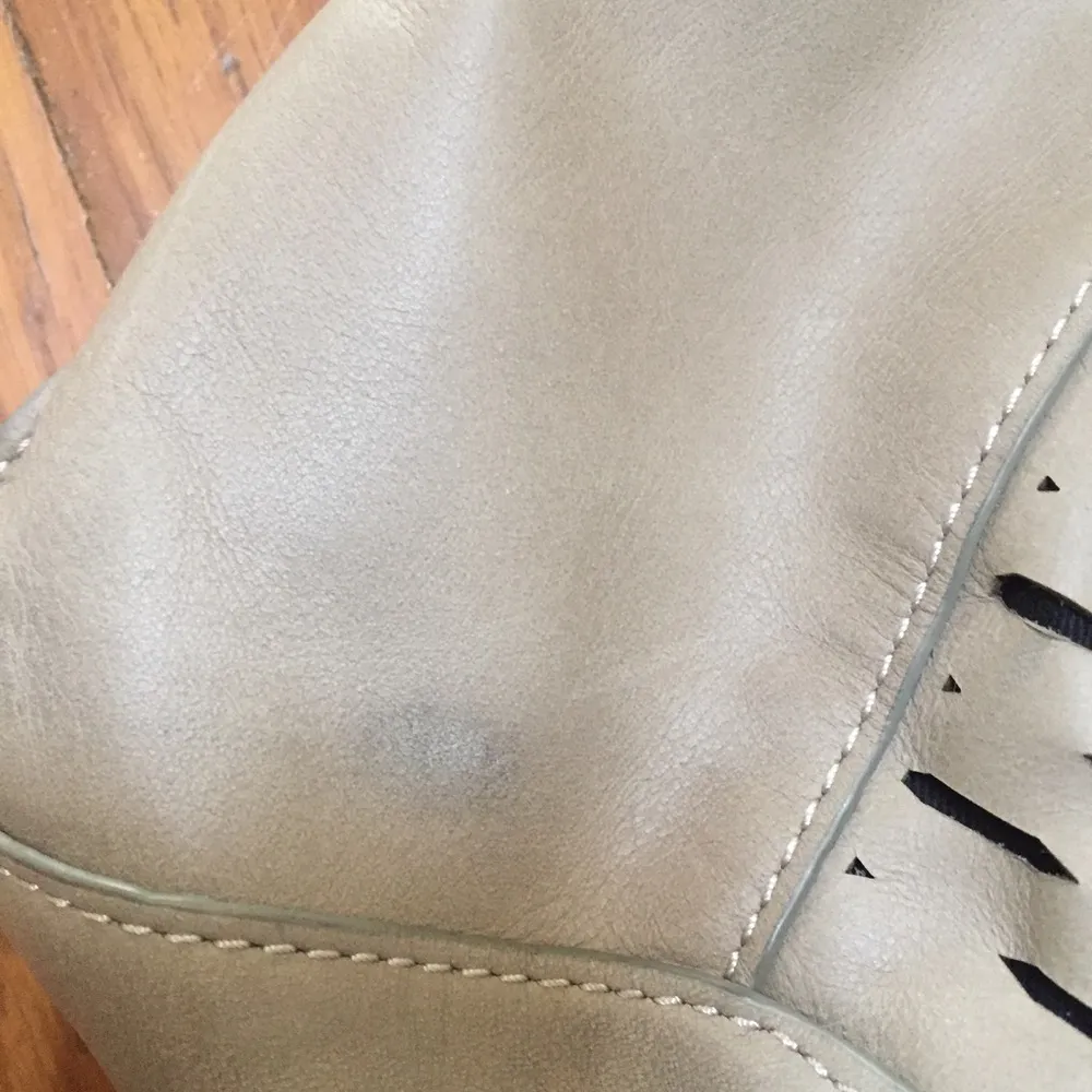 Joy Gryson Genuine Leather Grey Large Tote Bag - Image 4