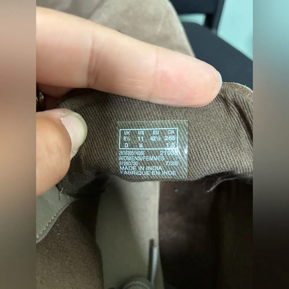 Clarks Women's Phenia Desert Boot in Khaki Suede Size 11 M - Image 7