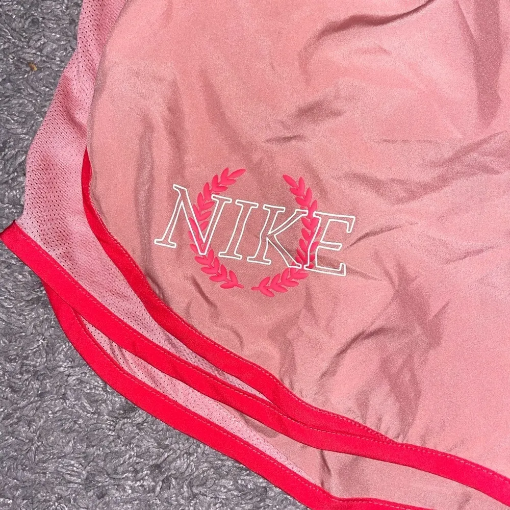 Nike Women's Dri-Fit Tempo Running Shorts Medium Athletic Casual Breathable Gym - Image 3