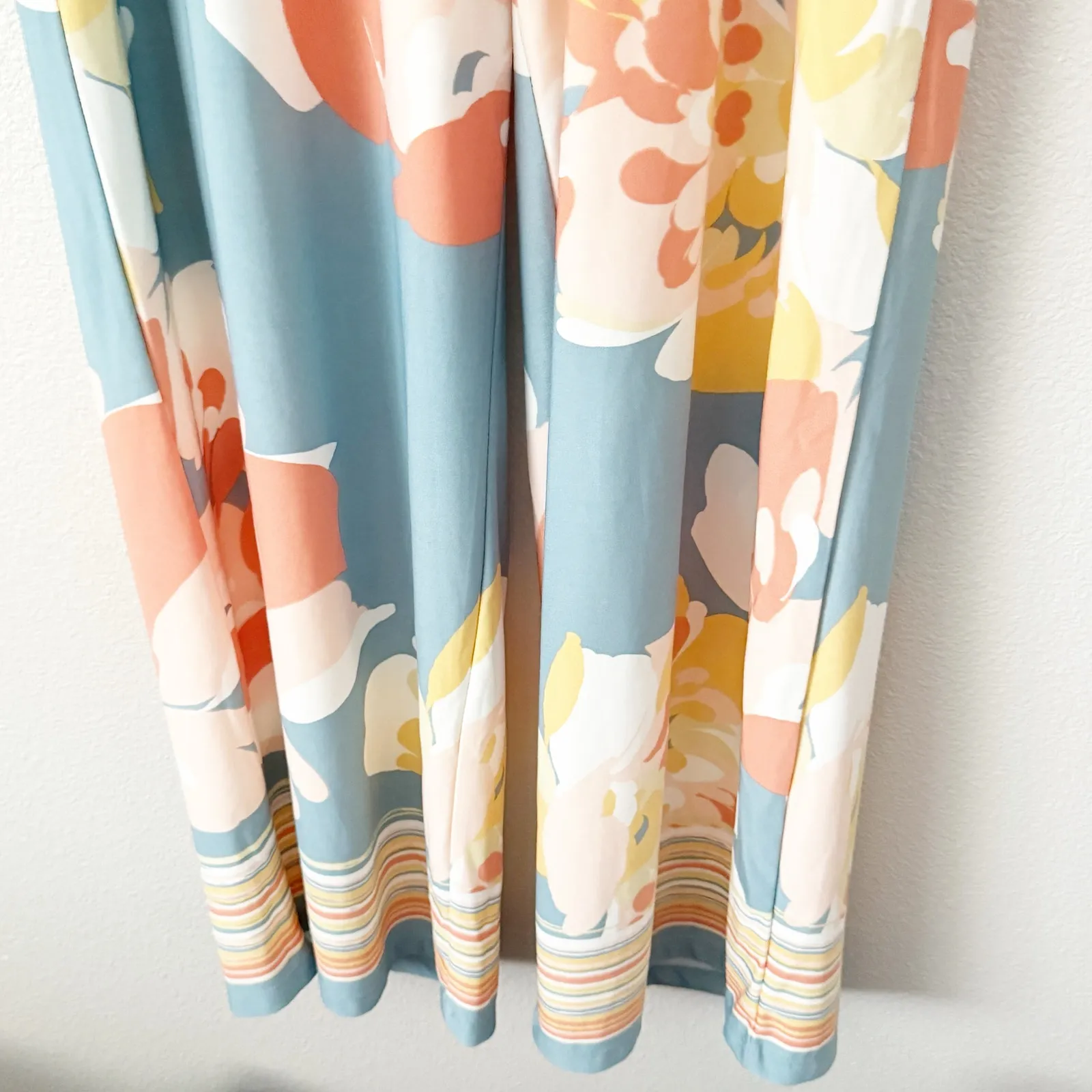 MELISSA PAIGE | Wide Leg Flowy Pants Floral Pastel Pull-on Style | Size 1X - Image 3