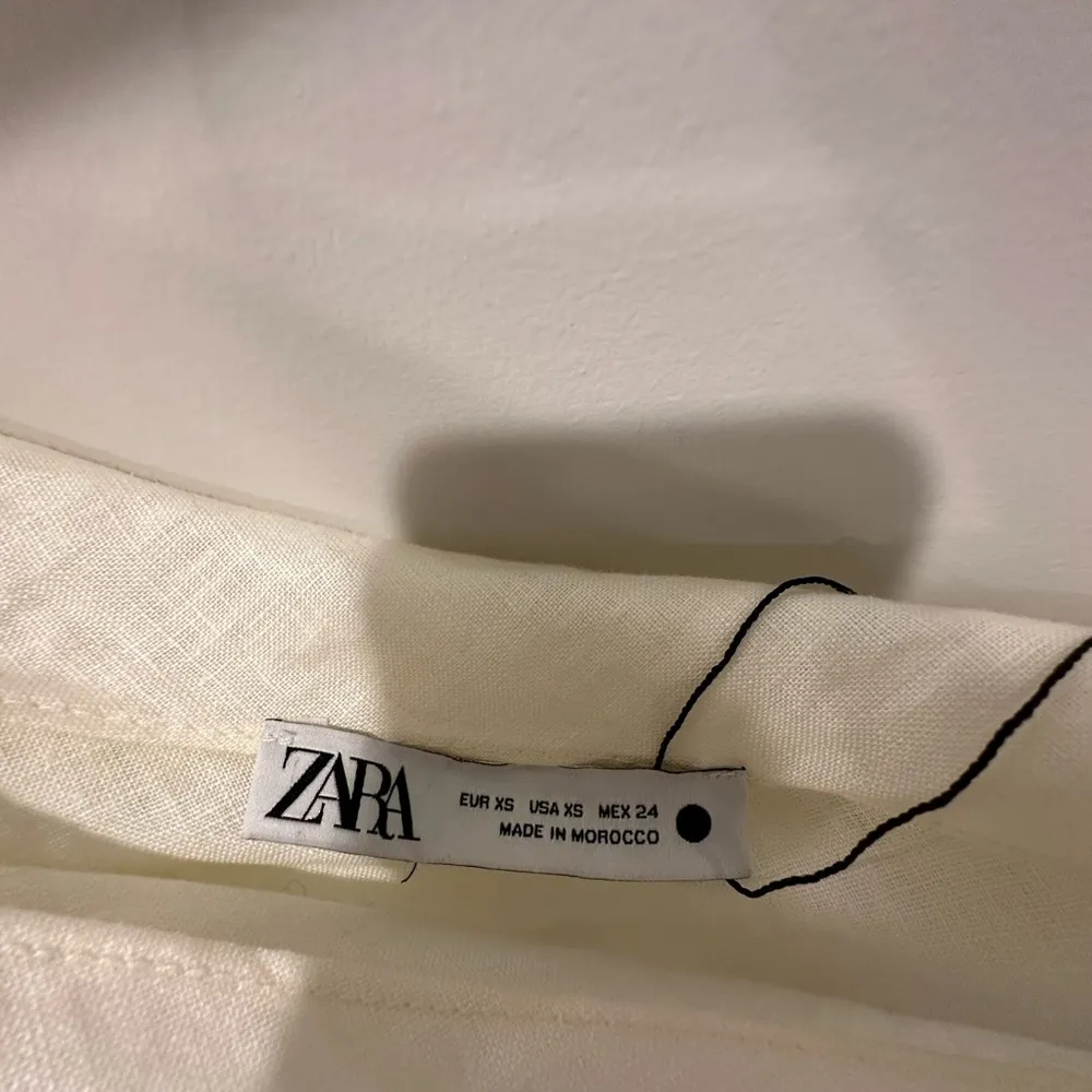 Zara Asymmetric Neck Fringed Linen Top - Image 6