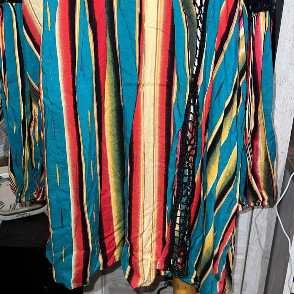 L & B lucky and blessed Aztec style V-neck blouse - Image 4