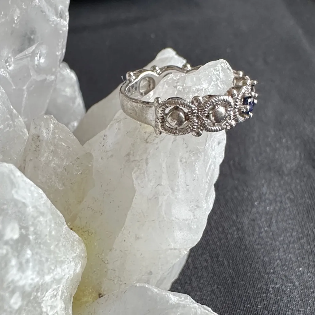 Blue sapphire & sterling EUC band ring. Genuine precious gemstone & 925 stamped - Image 2