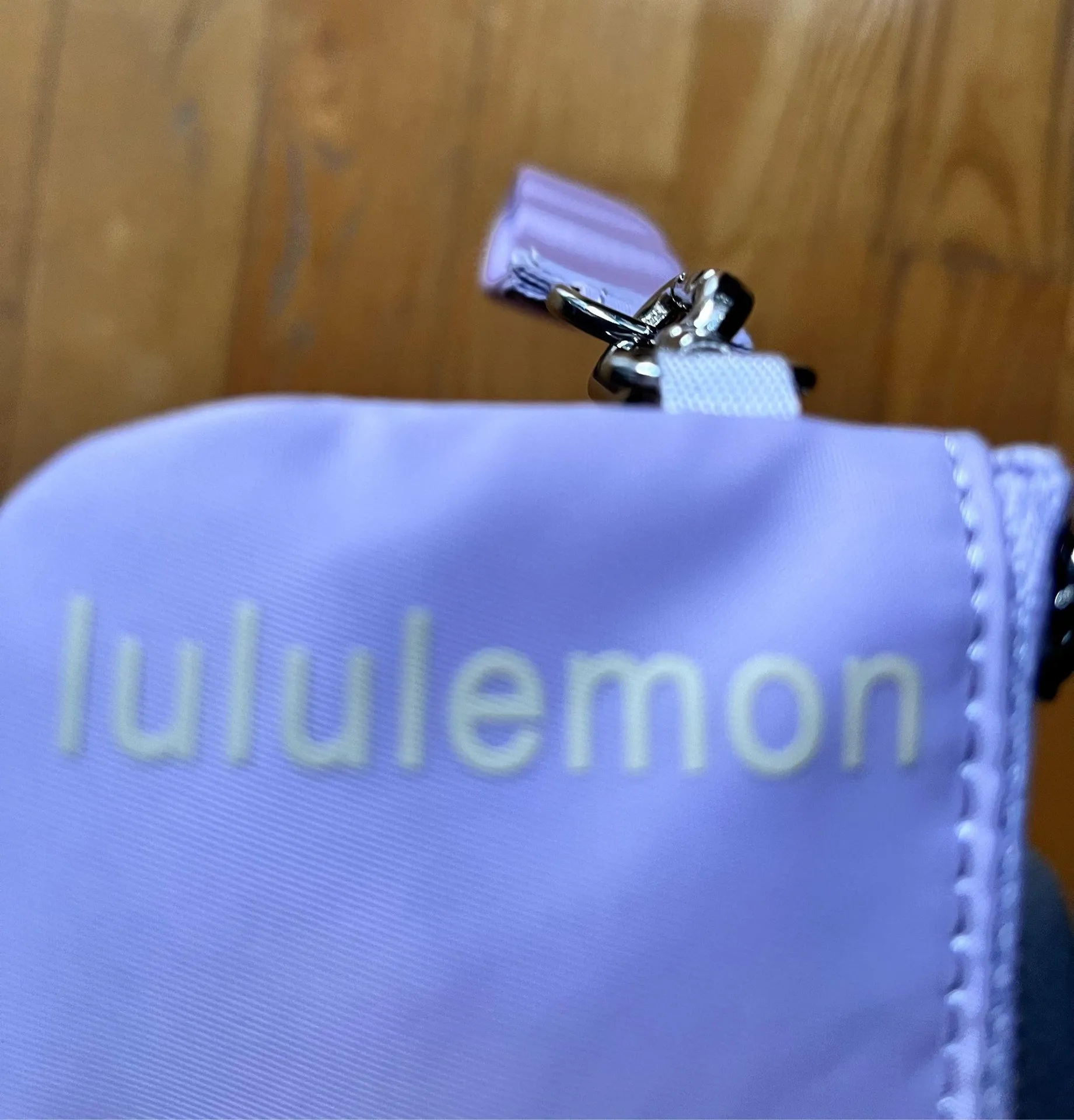 Dual pouch wristlet bag lavender brand new - Image 6