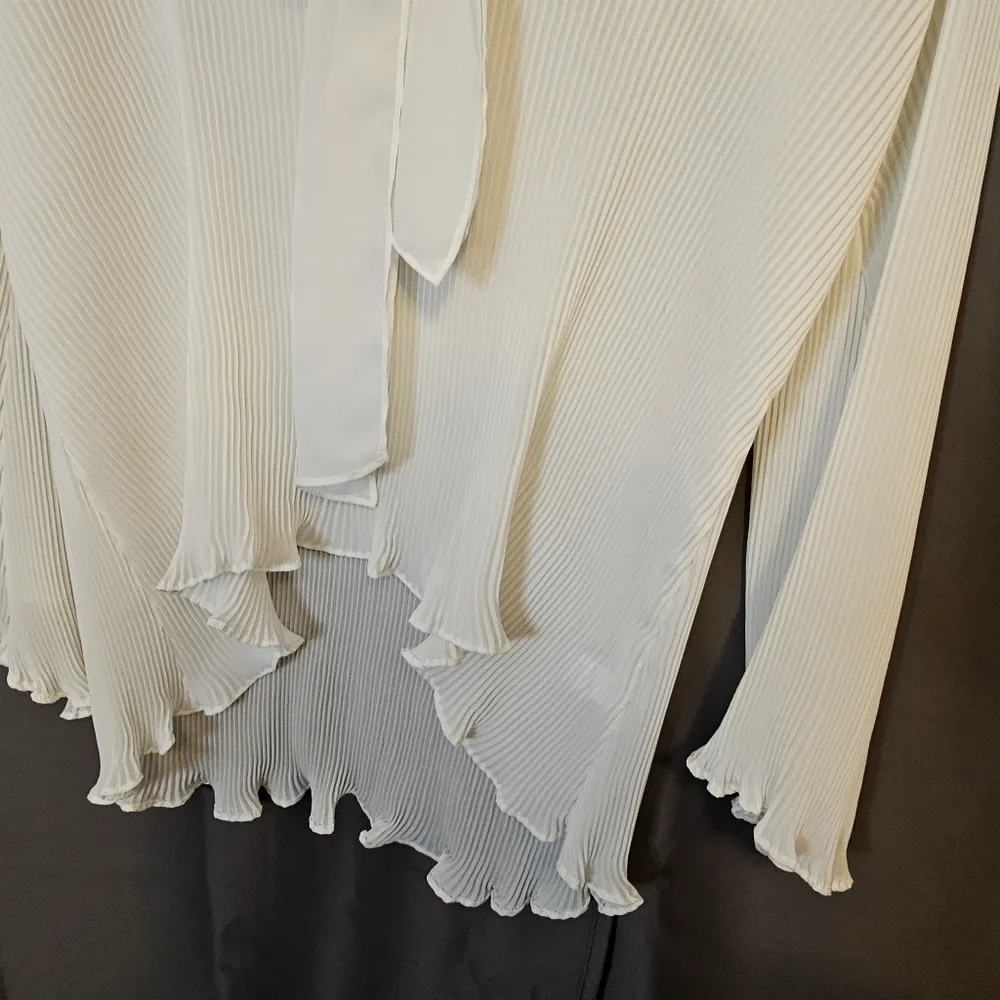 Melissa Paige Ivory Vintage Look Neck Tie High Low Tunic Blouse - Image 8