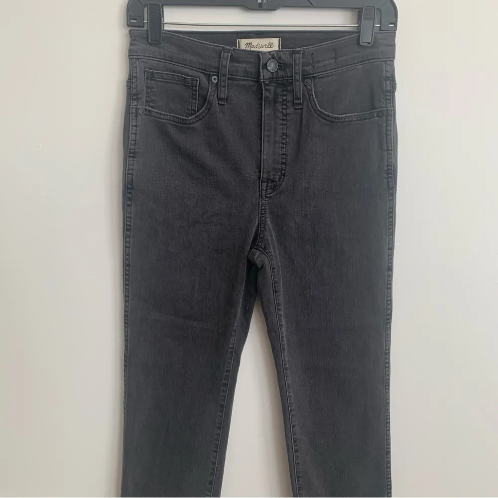 EUC Madewell Stovepipe Straight Leg High Rise Raw Hem Jeans size 26 - Image 5