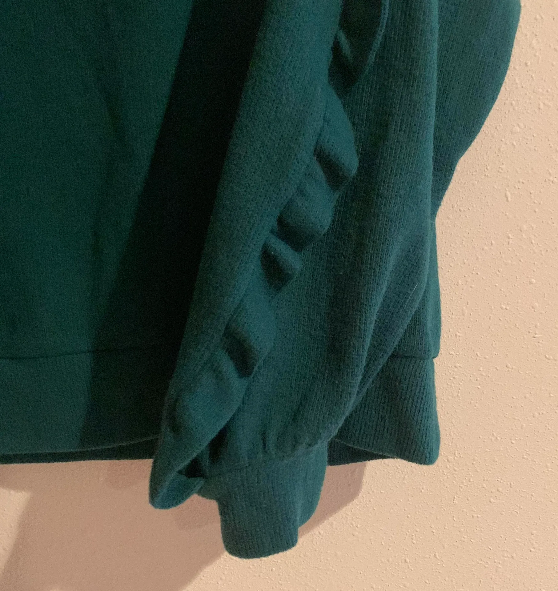 Green Sweater - Image 5