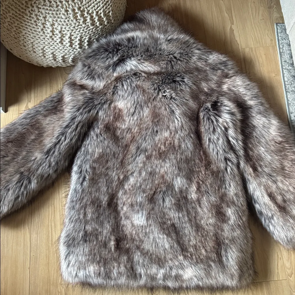 LPA Elliana Coat - Image 4