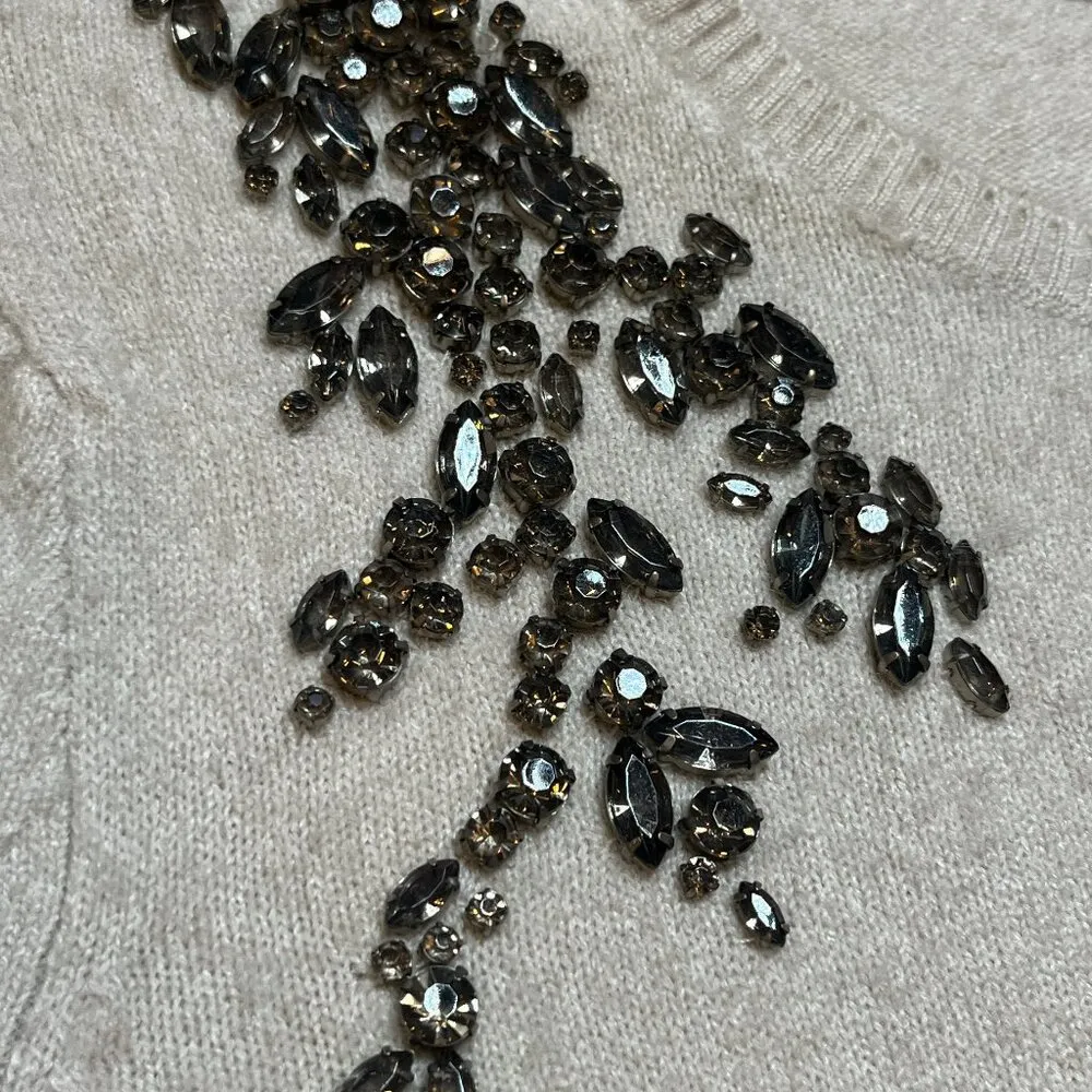 Ann Taylor Loft Rhinestone Flowers Wool Blend Crew Sweater Oatmeal Color SZ M - Image 4