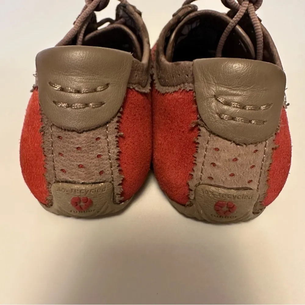 TEVA KEAGAN 6053 Women's Size 8 Red Suede W/Brown Leather Comfort Shoes - Image 5