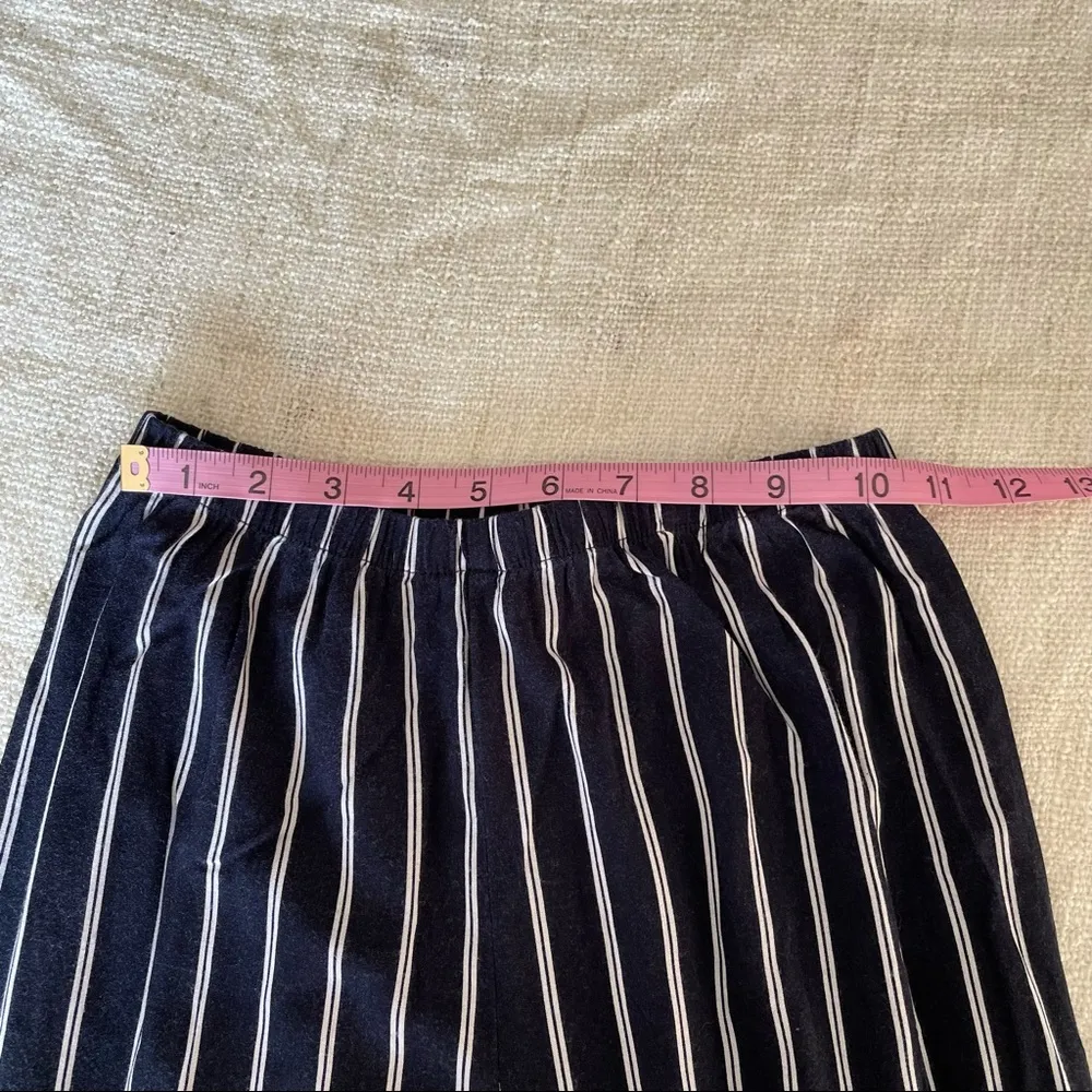 Brandy Melville Pull On Pants - Image 8