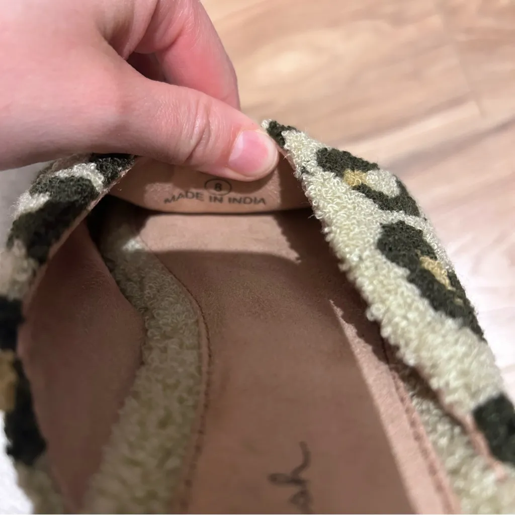Printfresh  leopard spot tufted slippers size 8 - Image 4