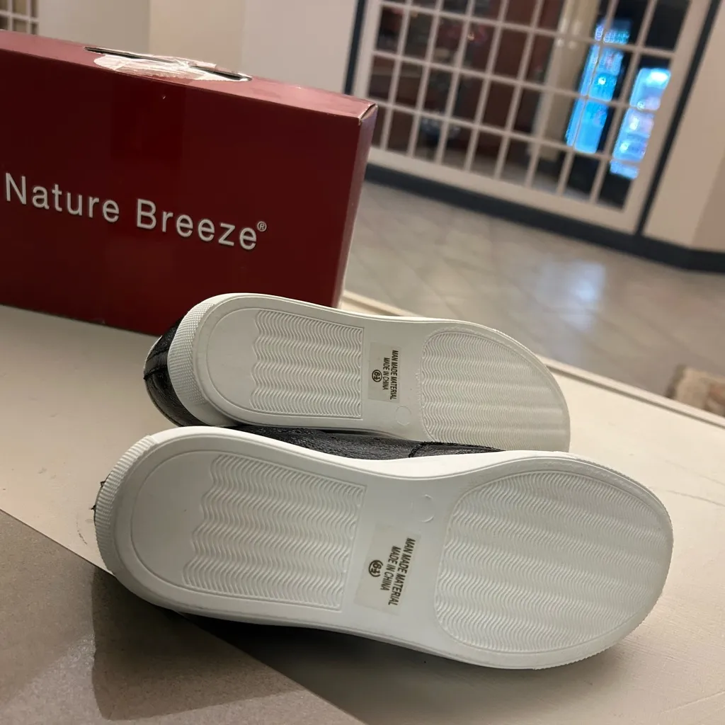 Nature Breeze Black and White Sneakers 6 1/2 Brand New! - Image 5