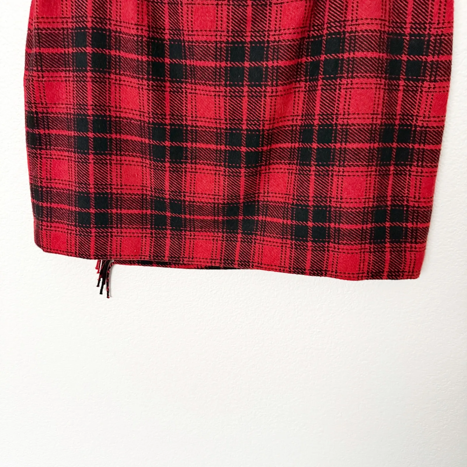 [LOFT] Red Black Tartan Plaid Wool Blend Fringe A-Line Wrap Mini Skirt Size 14 - Image 6