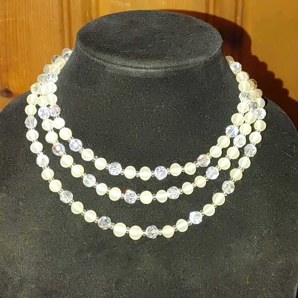 Multi Strand Necklace Aurora Borealis Vintage 3 Strand Crystal Glass Faux Pearl White Size 12 - Image 5
