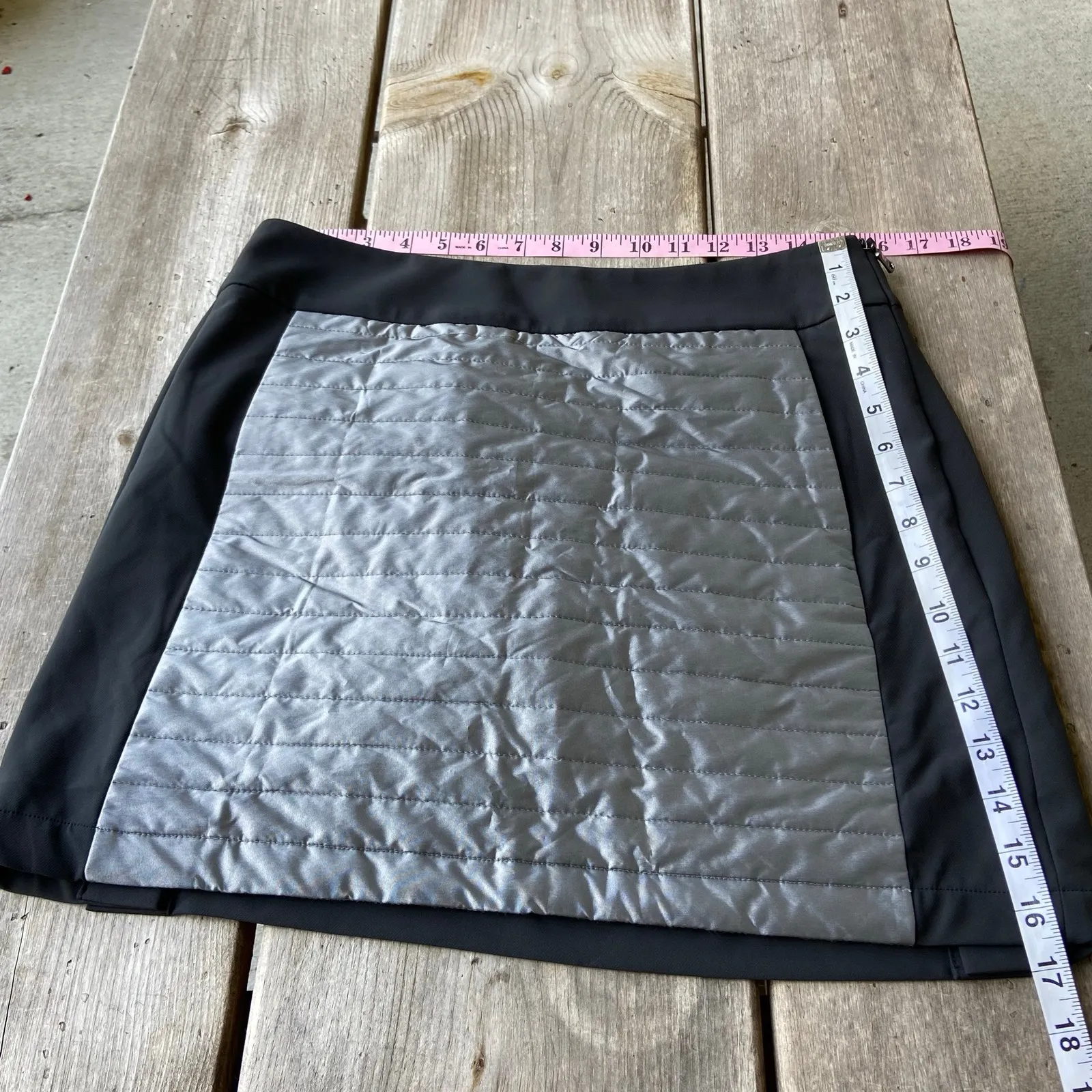 Polo Ralph Lauren Golf Womens Skirt‎ Size 8 Silver Black Quilted Built In Shorts - Image 4