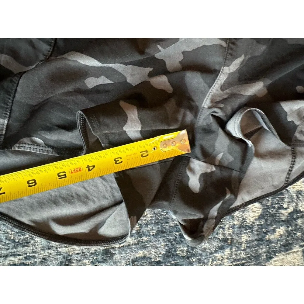 Athleta Lined Athletic Shorts Black Gray Camouflage Women’s Size Small - Image 8