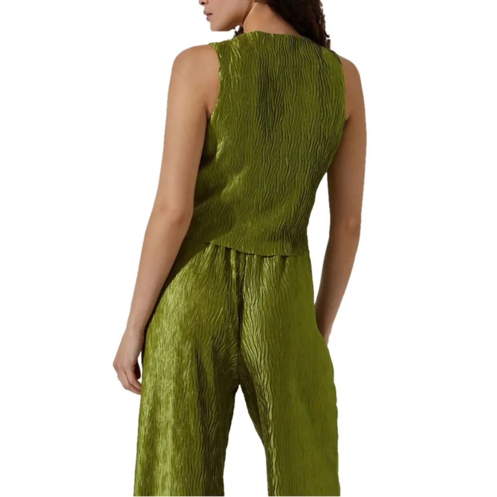 ASTR The Label Plisse Vest Women's Avacado Green Size Large Boho Vacation - Image 12