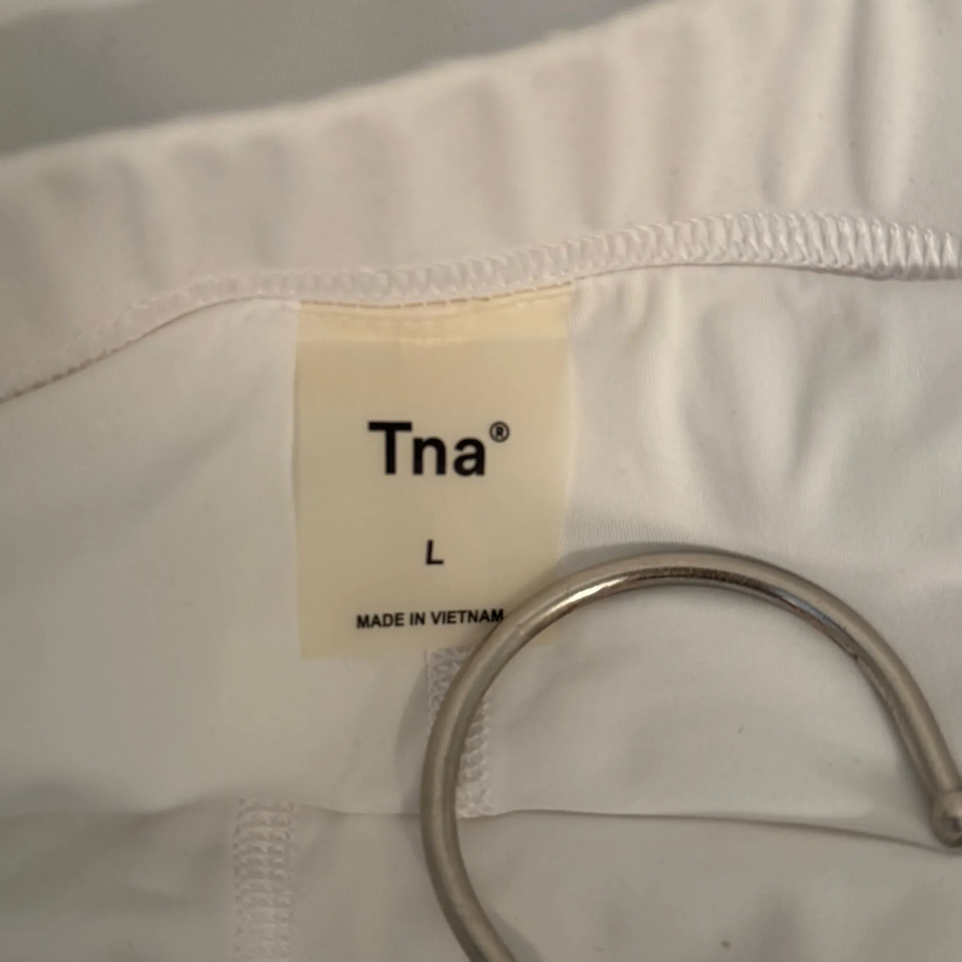 Aritzia  TNA White Mini Tennis Skort - Image 4