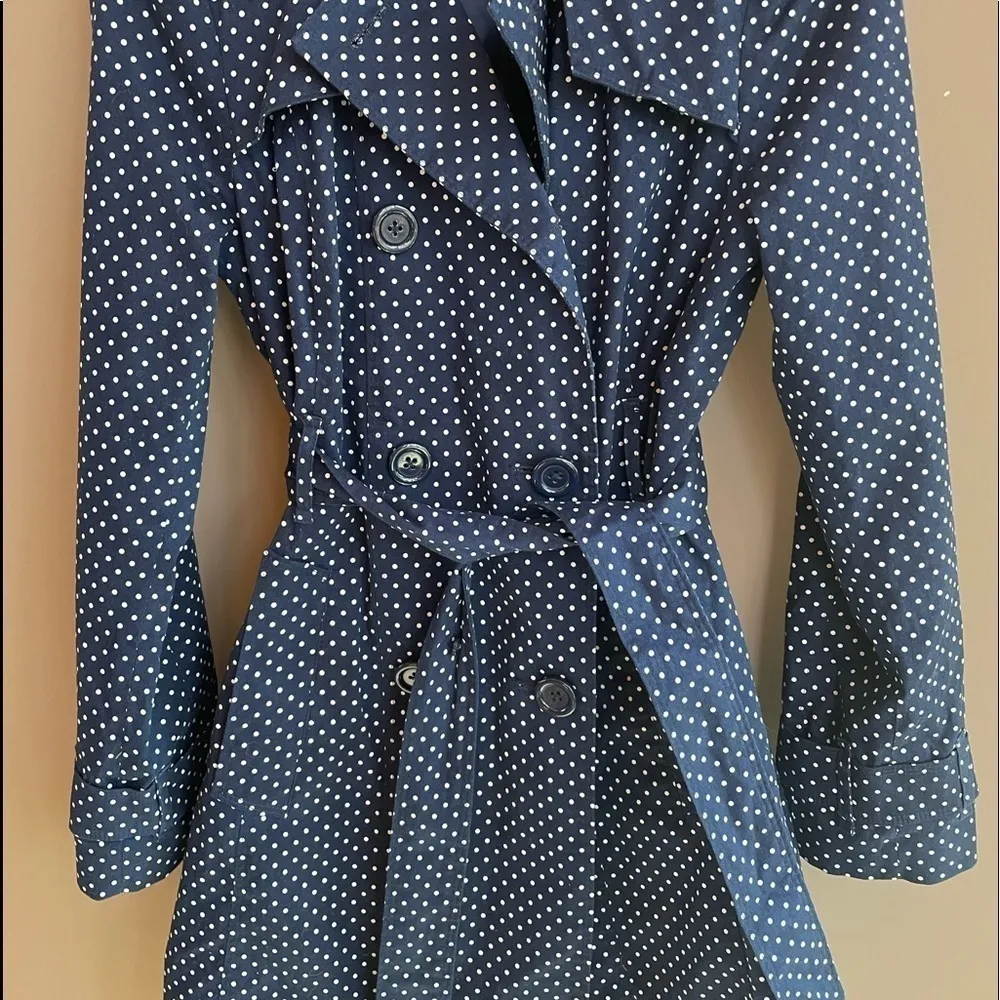 London Fog Belted Trench Coat in‎ Navy Polka Dot Size XS - Image 8