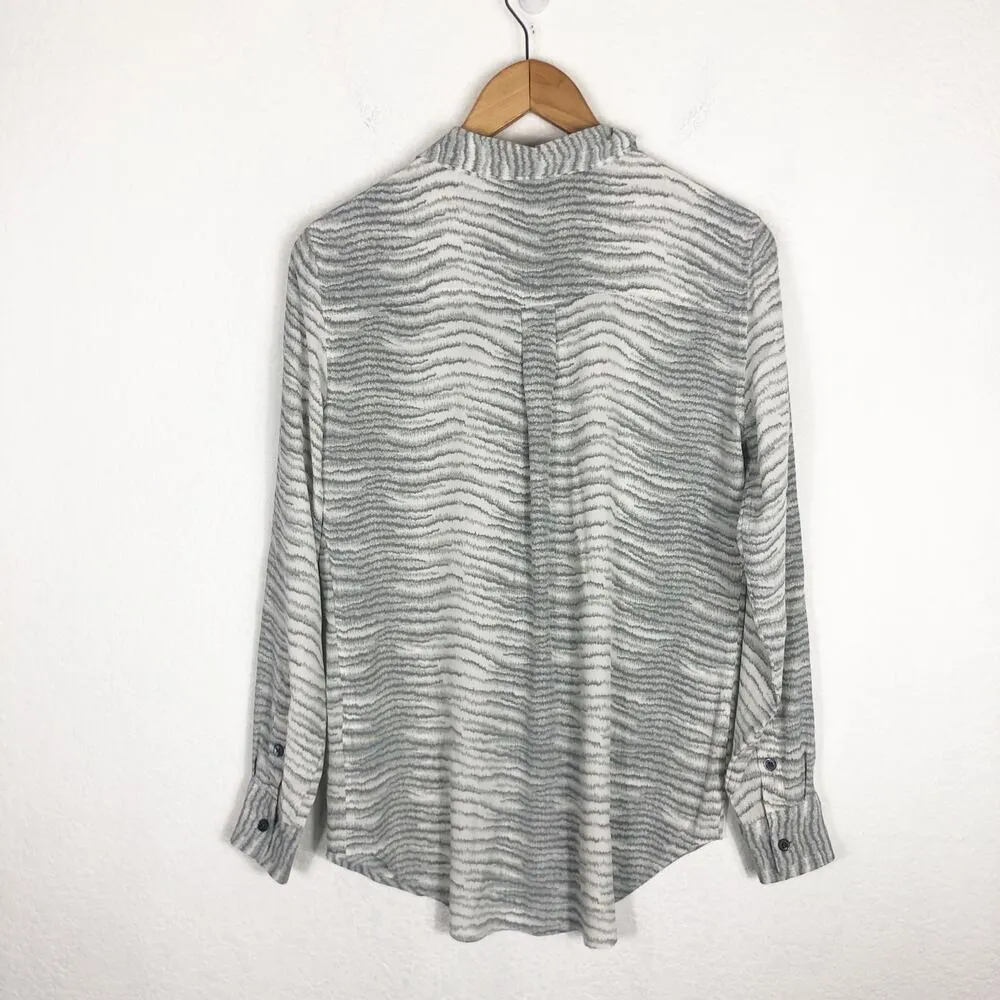 Equipment Femme Slim Signature Button Up Blouse 100% Silk Womens Size Small - Image 11