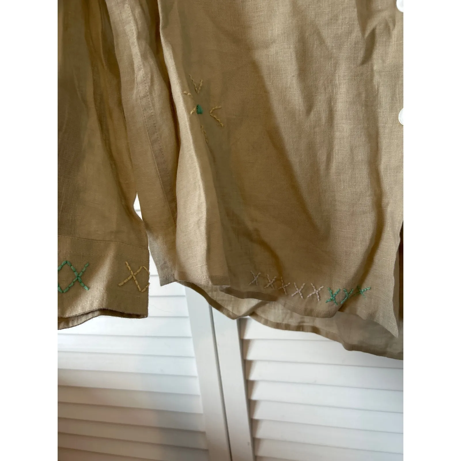 Coldwater Creek Linen Embroidered Button Down Shirt Women's L Tan Long Sleeve - Image 5