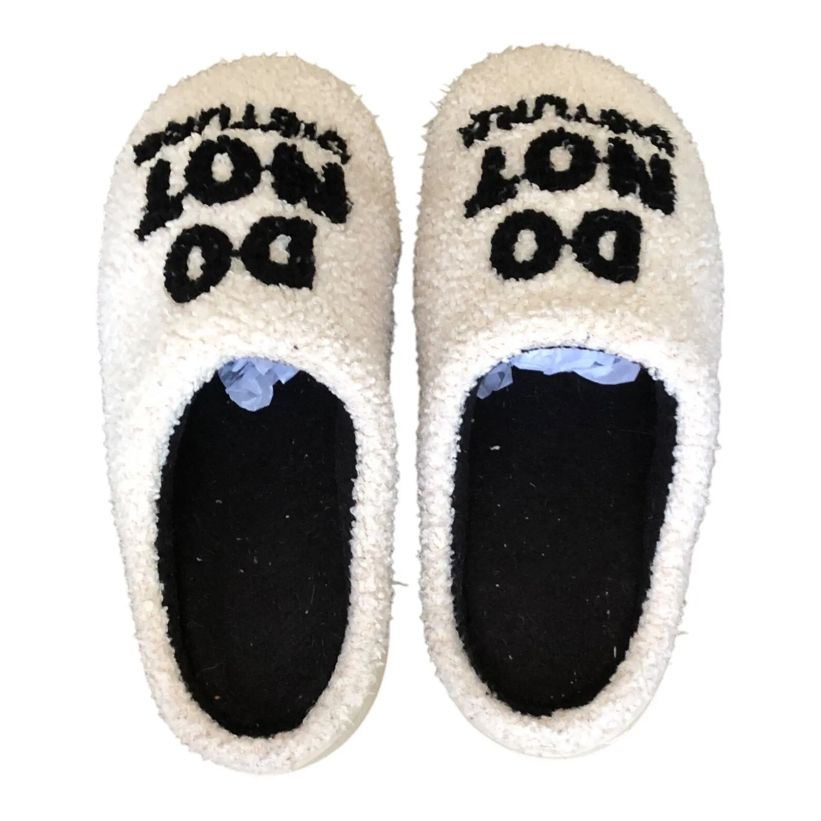 Living Royal Do Not Disturb White Fuzzy Slippers Slip On Women's Size S/M - Image 3