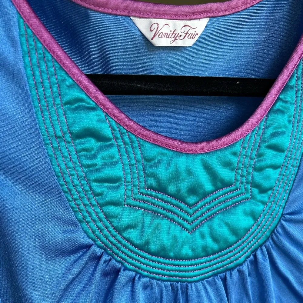 Vanity Fair - Vintage - Blue & Teal - Sleeveless Woman’s Nightgown - Size Small - Image 5