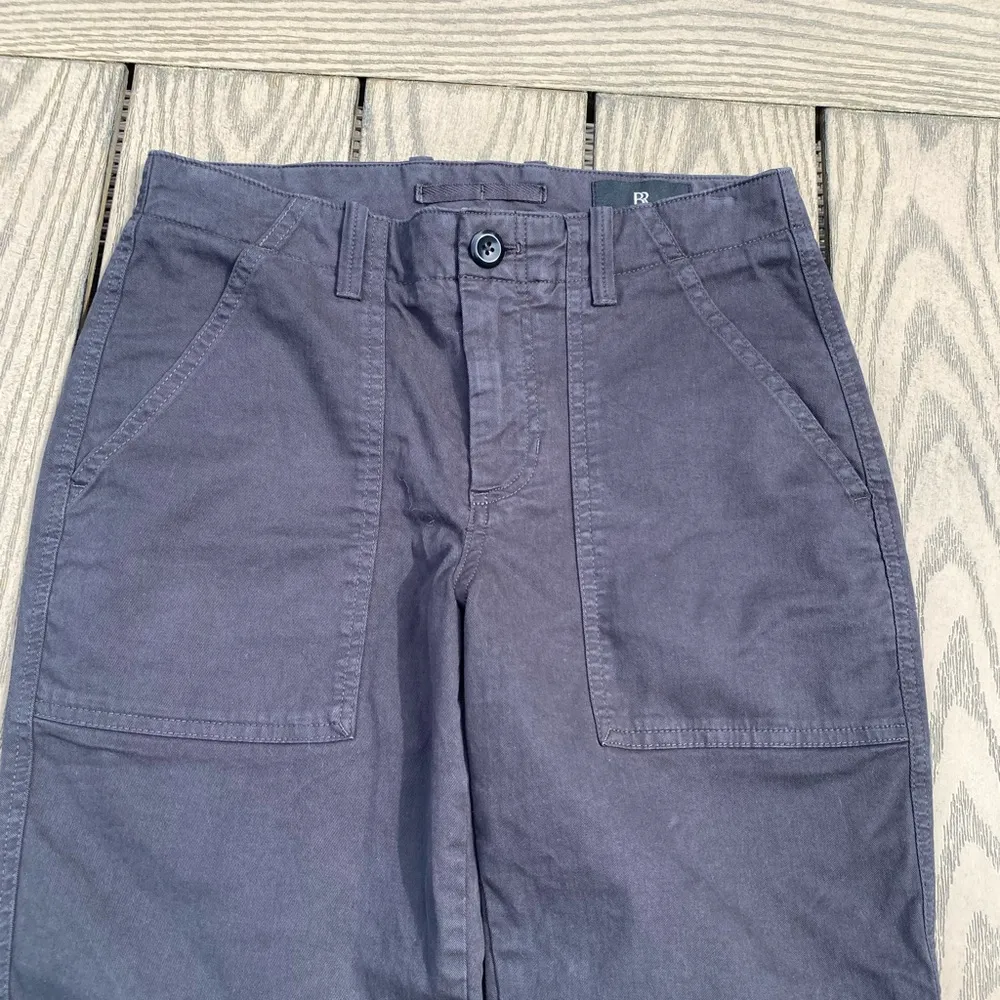 Banana Republic size 2 charcoal grey mid rise slim cargo pant - Image 3