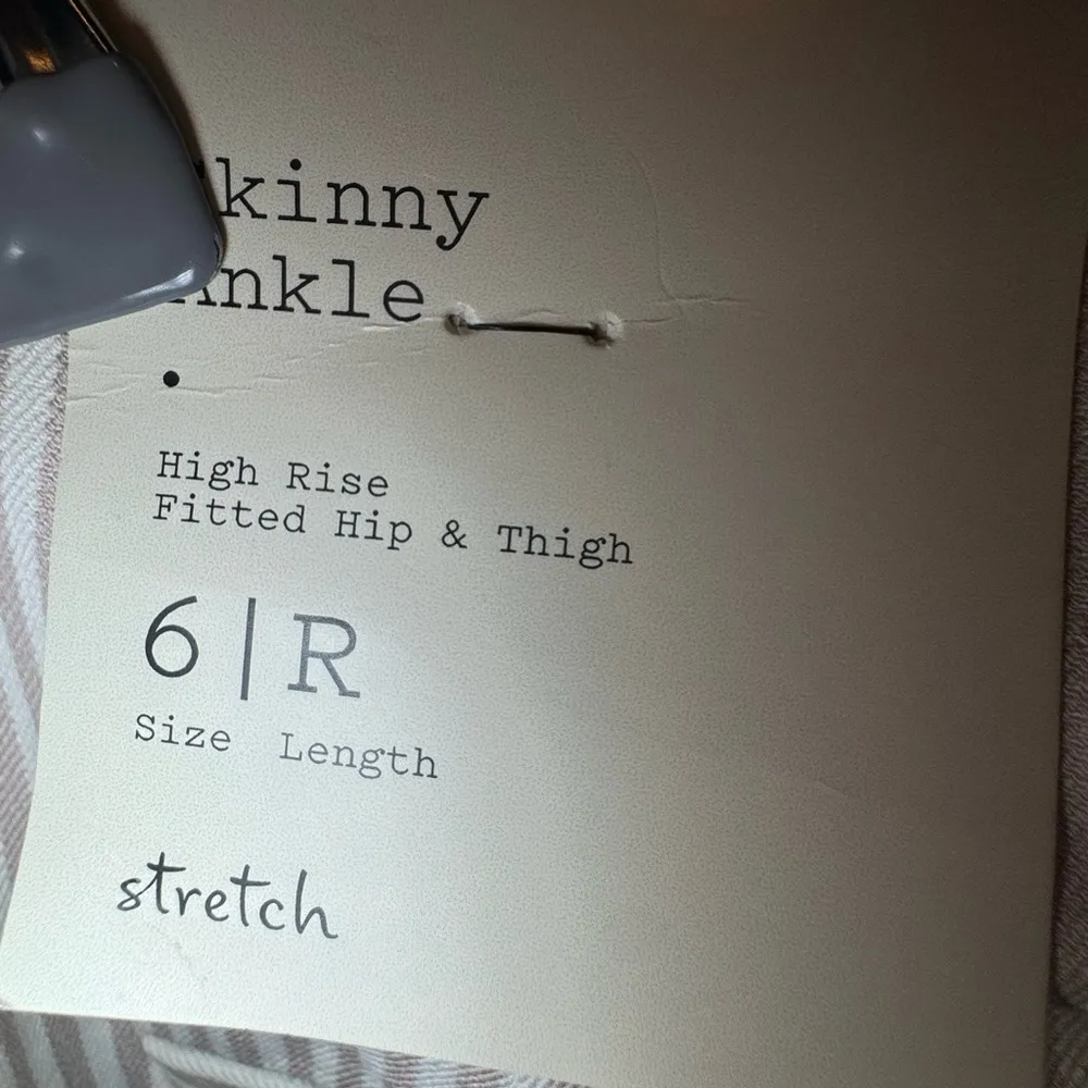 Cream Pinstripe Ankle Length Pants - Image 4