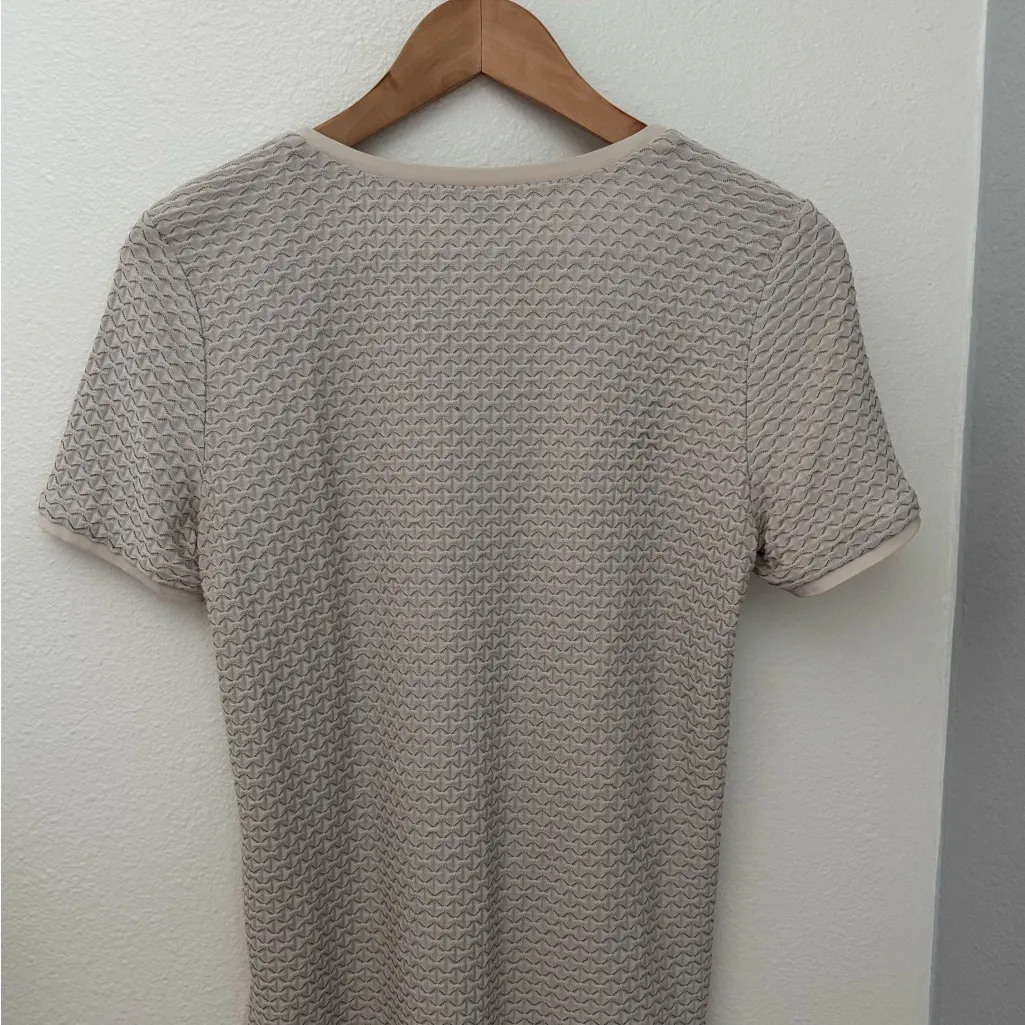 Women's Armani Collezioni Tonal Textured Beige Black Blouse Top Size 6 Small - Image 5