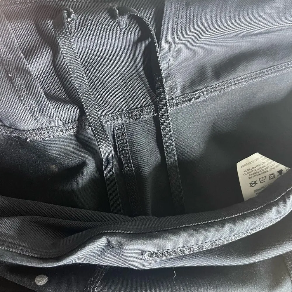 Nike Large Charcoal Grey and Polka Dot Running Leggings Dri Fit Cropped Mid Rise - Image 12