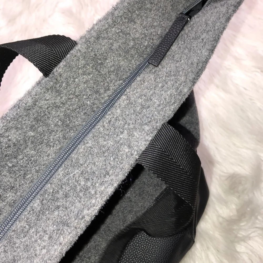 DSW new grey travel weekender bag w/shoe section - Image 6