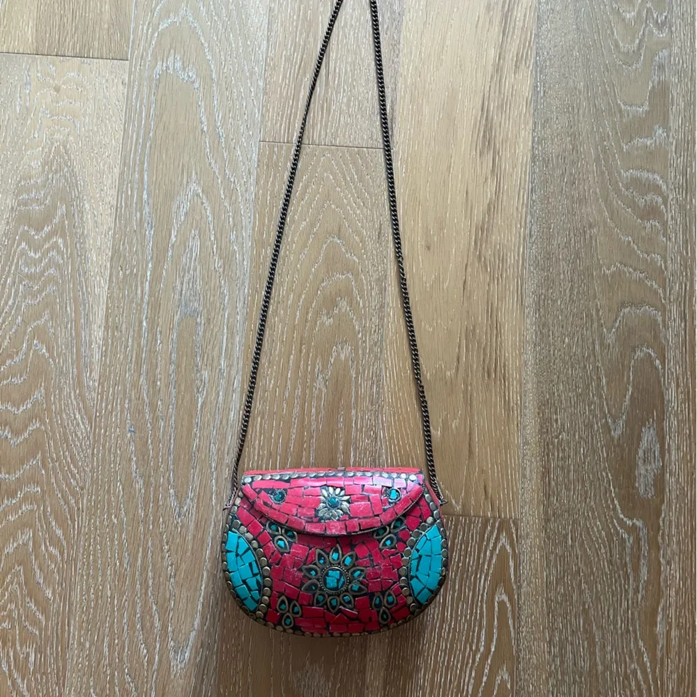 Source Unknown Mosaic Crossbody Bag - Red and Green - Image 7