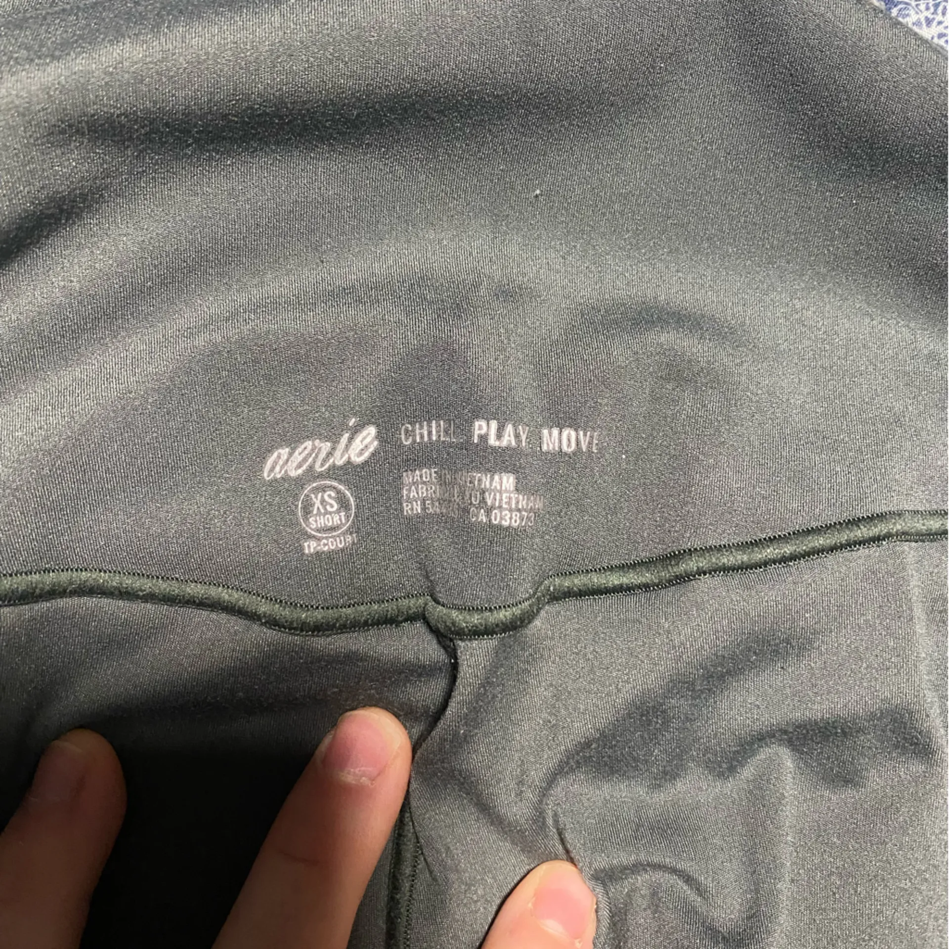 Aerie forest green leggings - Image 3