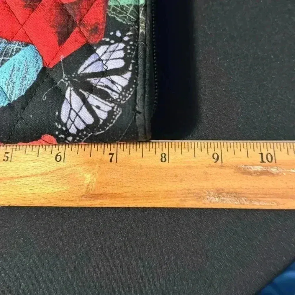 Vera Bradley  RFID Wallet - Image 5